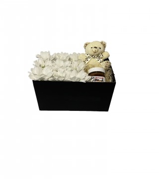 Siyah Kutuda Beyaz Papatya Peluş Ayı ve Kişiye Özel Nutella-Kutuda Çiçek